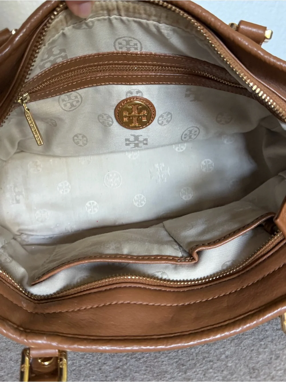 Tory Burch classic structured